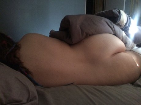 Naken läckt OnlyFans-bild av Morticia