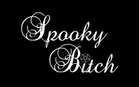 Naken läckt OnlyFans-bild av Morticia Coffinqueen