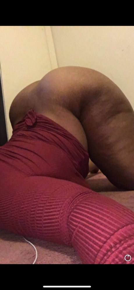 Nahá fotka uniklých OnlyFans od D