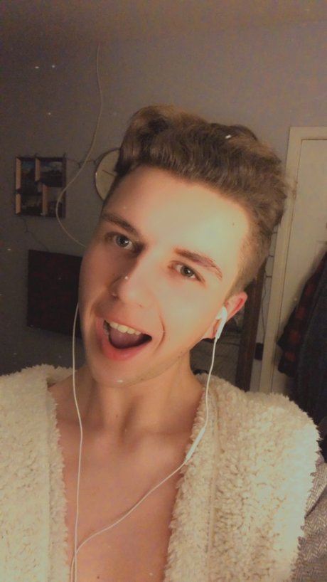 Обнаженная фотография утечки OnlyFans от James