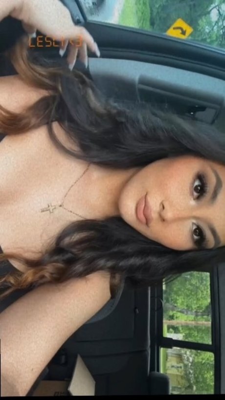 Lesli 