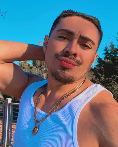 Alaston vuotanut OnlyFans-kuva 