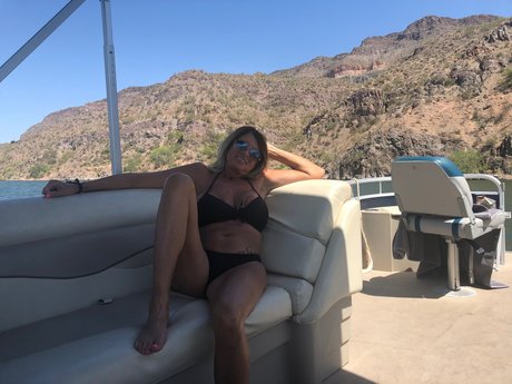 Foto nua vazada do OnlyFans de Southern Belle Miss Crystal