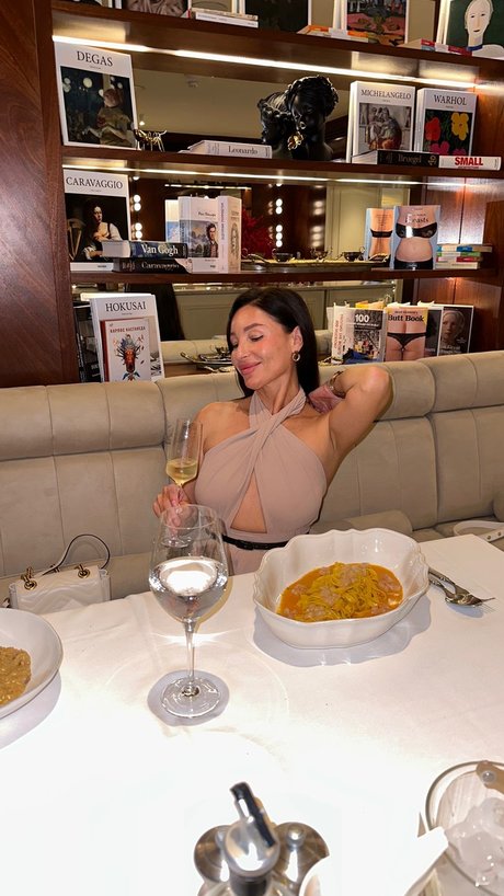 Nøgent lækket OnlyFans-billede af Elena