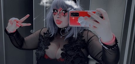 Обнаженная фотография утечки OnlyFans от Voxie