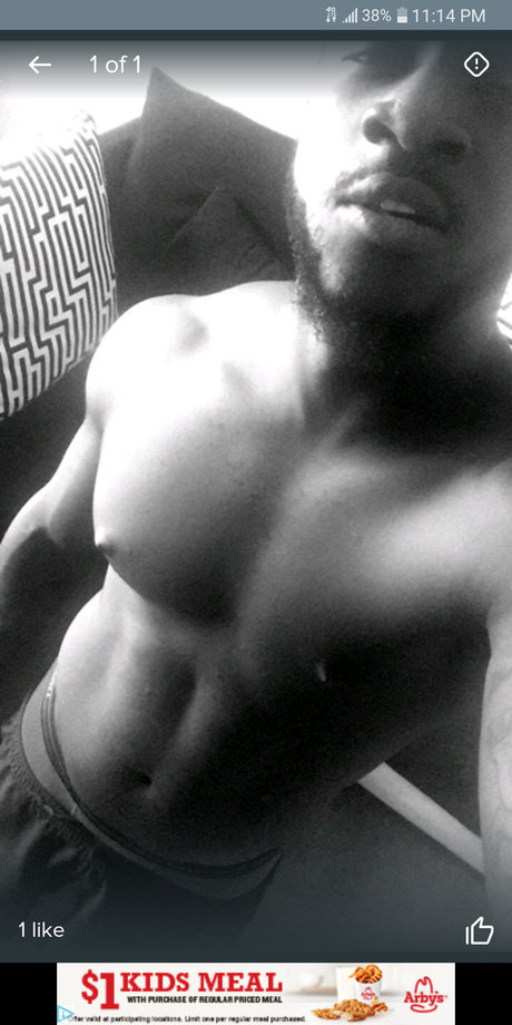 Nahá fotka uniklých OnlyFans od Freakswitakink