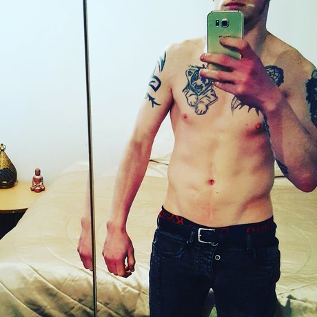 Foto nua vazada do OnlyFans de Drew Pleasure