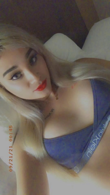 Nahá fotka uniklých OnlyFans od Mina Rose