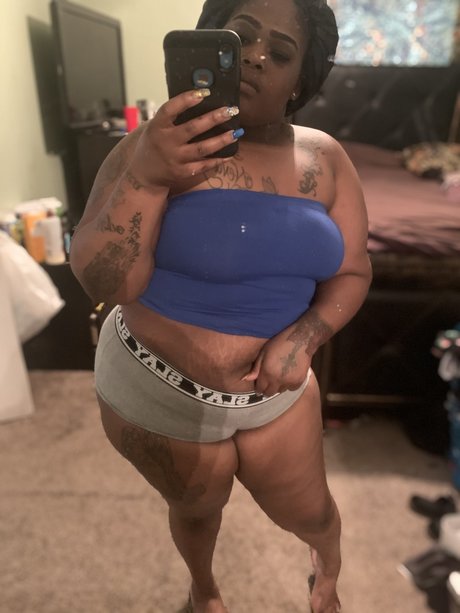 Alasti lekkinud OnlyFans-i pilt Msmysterious26