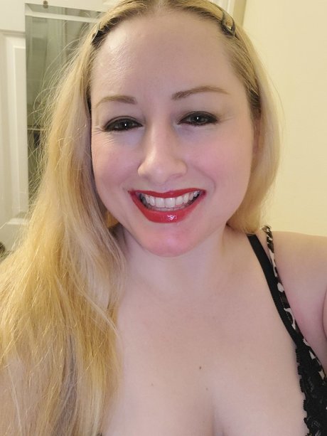 Naken lekkede OnlyFans-bilde av Anastasia