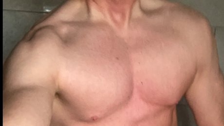 Nagie wyciekłe zdjęcie OnlyFans od Mr Walton