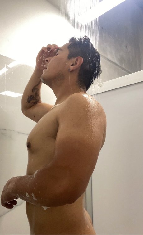 Nahá fotka uniklých OnlyFans od Mrtjmx