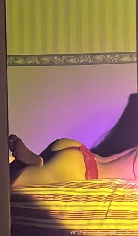 Nahá fotka uniklých OnlyFans od Muminwannaplayed