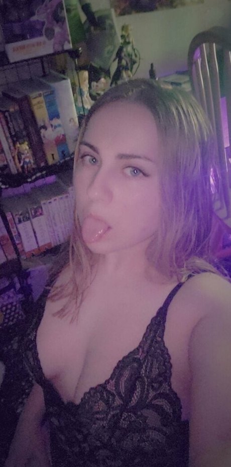 Nahá fotka uniklých OnlyFans od Itsambeh