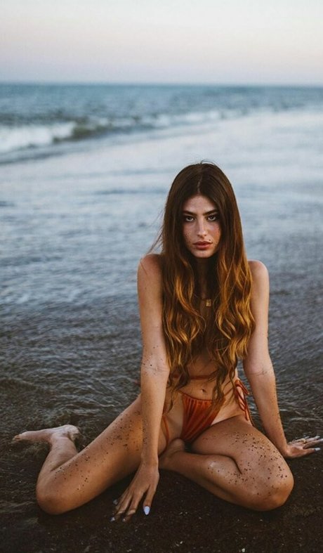 Nahá fotka uniklých OnlyFans od Sara Fructuoso