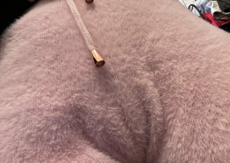 Naken lekkede OnlyFans-bilde av Leyafalcon