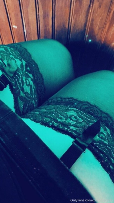Xxxglowyxxx  nude leaked OnlyFans photo