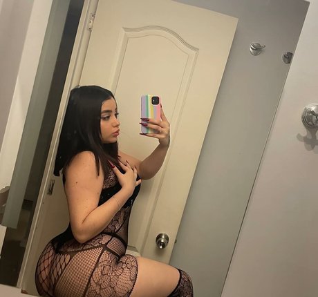 Alasti lekkinud OnlyFans-i pilt Rgc04