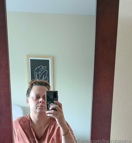 Naken läckt OnlyFans-bild av Beingapara