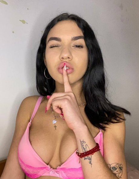 Foto di nudo di fuga di OnlyFans di Shantal Sky