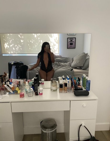 Nahá fotka uniklých OnlyFans od Reddotbitch