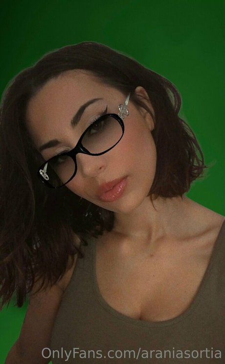 Nacktes geleaktes OnlyFans-Foto von Araniasortia