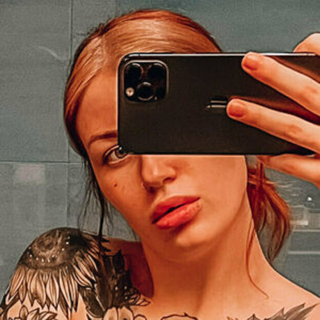 Naakte gelekte OnlyFans-foto van Millxxo