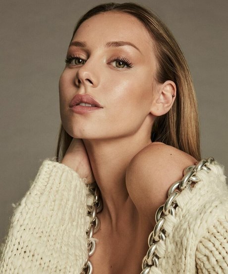 Ester Exposito