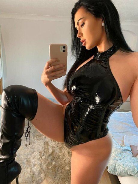 Nahá fotka uniklých OnlyFans od Amytaboo