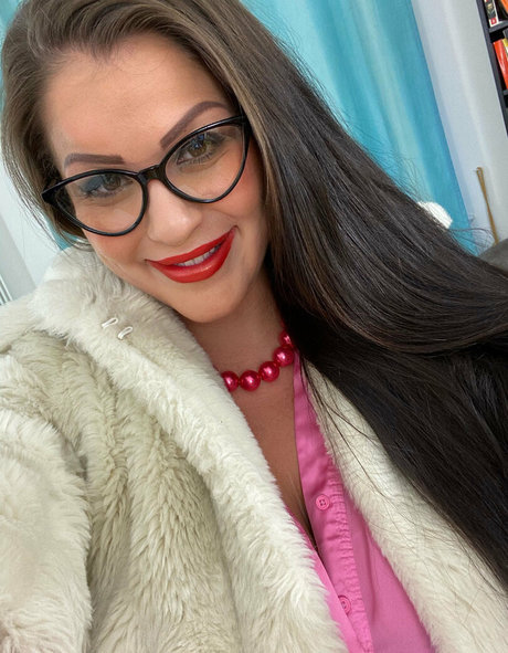 Nahá fotka uniklých OnlyFans od Ajrealone
