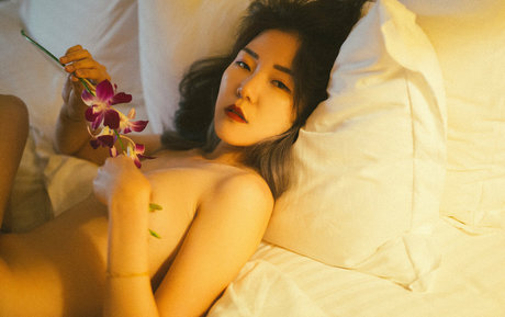 Nahá fotka uniklých OnlyFans od Kimchoo