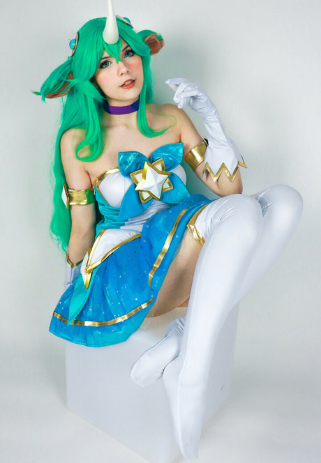 Meggii Cosplay