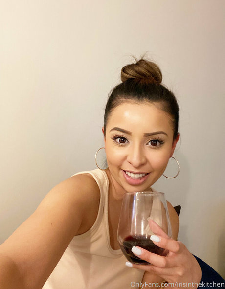 Irisinthekitchen OnlyFans泄露裸照