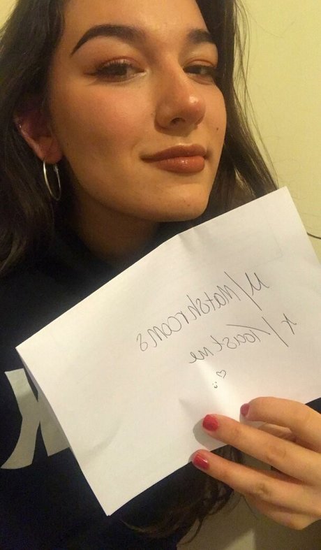 Photo nue de fuite OnlyFans de Matildaluciabovo