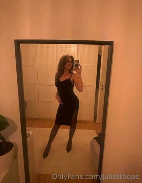 Julietthope OnlyFans 유출 누드 사진