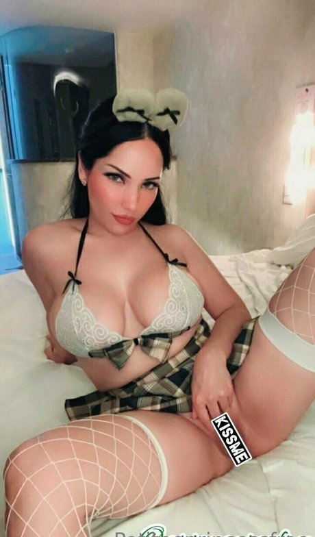 Nahá fotka uniklých OnlyFans od Petiteeprincessfree