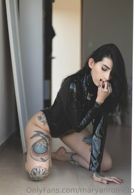 Naken läckt OnlyFans-bild av Maryanromero