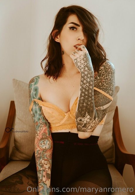 Maryanromero OnlyFansリークヌード写真