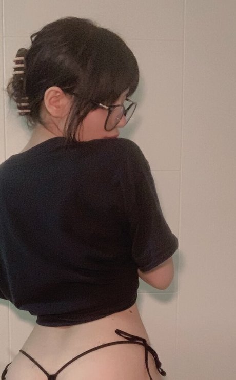 Foto di nudo di fuga di OnlyFans di Cloudwing0