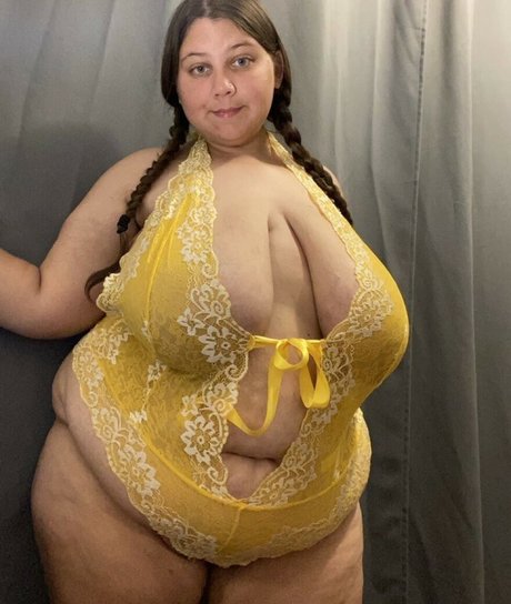 Bustygbaby  nude leaked OnlyFans photo