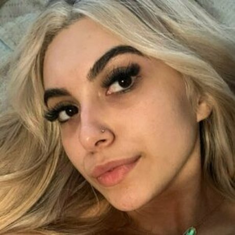 Alasti lekkinud OnlyFans-i pilt Franzelyp