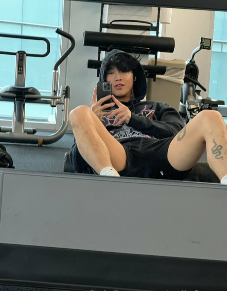 Alasti lekkinud OnlyFans-i pilt Willpyun