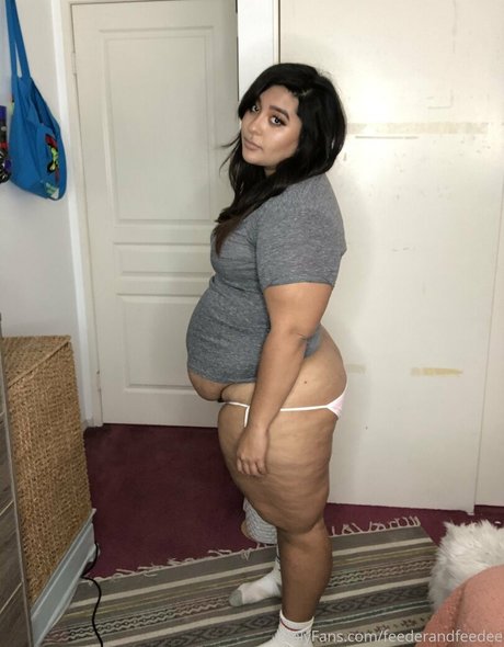 Naken lekkede OnlyFans-bilde av Feederandfeedee