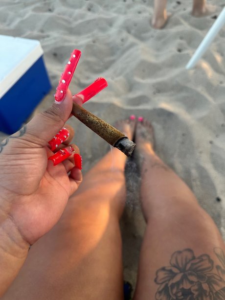 Alaston vuotanut OnlyFans-kuva Muneca