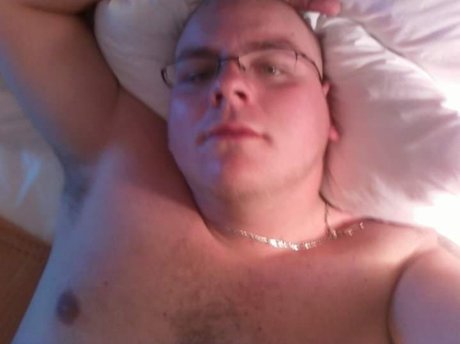 Naken läckt OnlyFans-bild av Erek Awesome