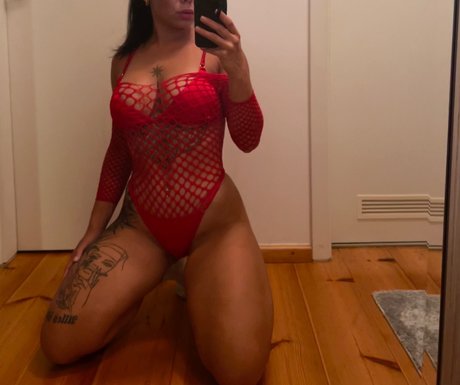 Eva  Honeey