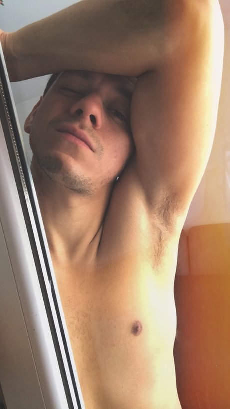 Alasti lekkinud OnlyFans-i pilt Xdannx Top 68