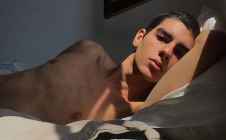 Nahá fotka uniklých OnlyFans od Tu Twink Andino 