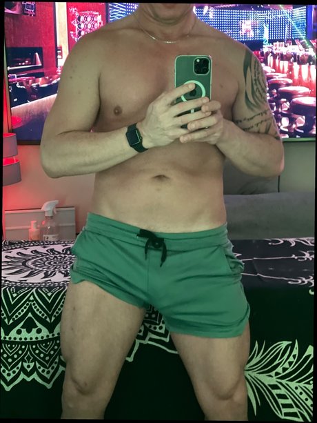 Foto nua vazada do OnlyFans de Act100