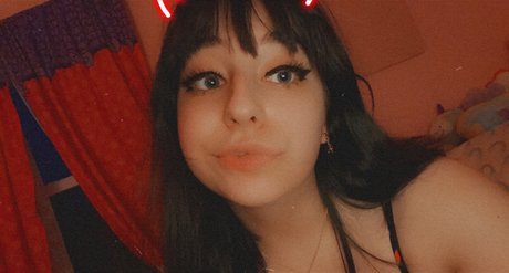 Naken lekkede OnlyFans-bilde av Gothykitten